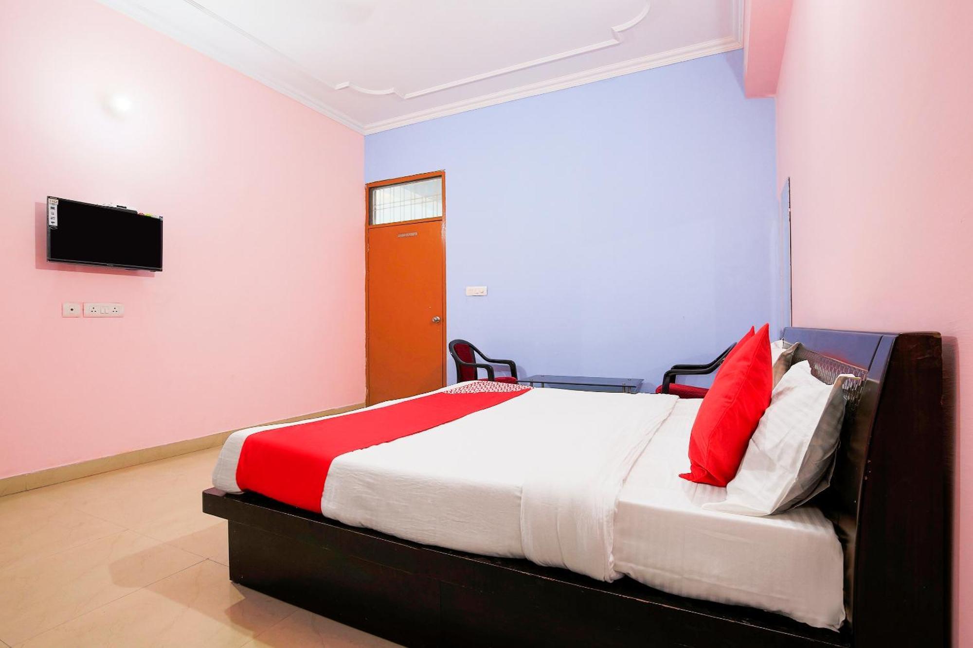 Oyo Flagship 37109 Mangalam Guest House Chinhat Εξωτερικό φωτογραφία