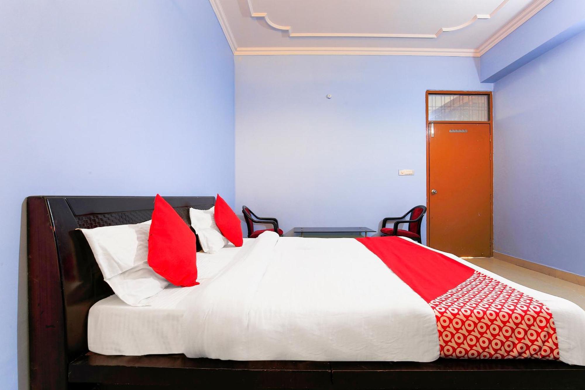 Oyo Flagship 37109 Mangalam Guest House Chinhat Εξωτερικό φωτογραφία