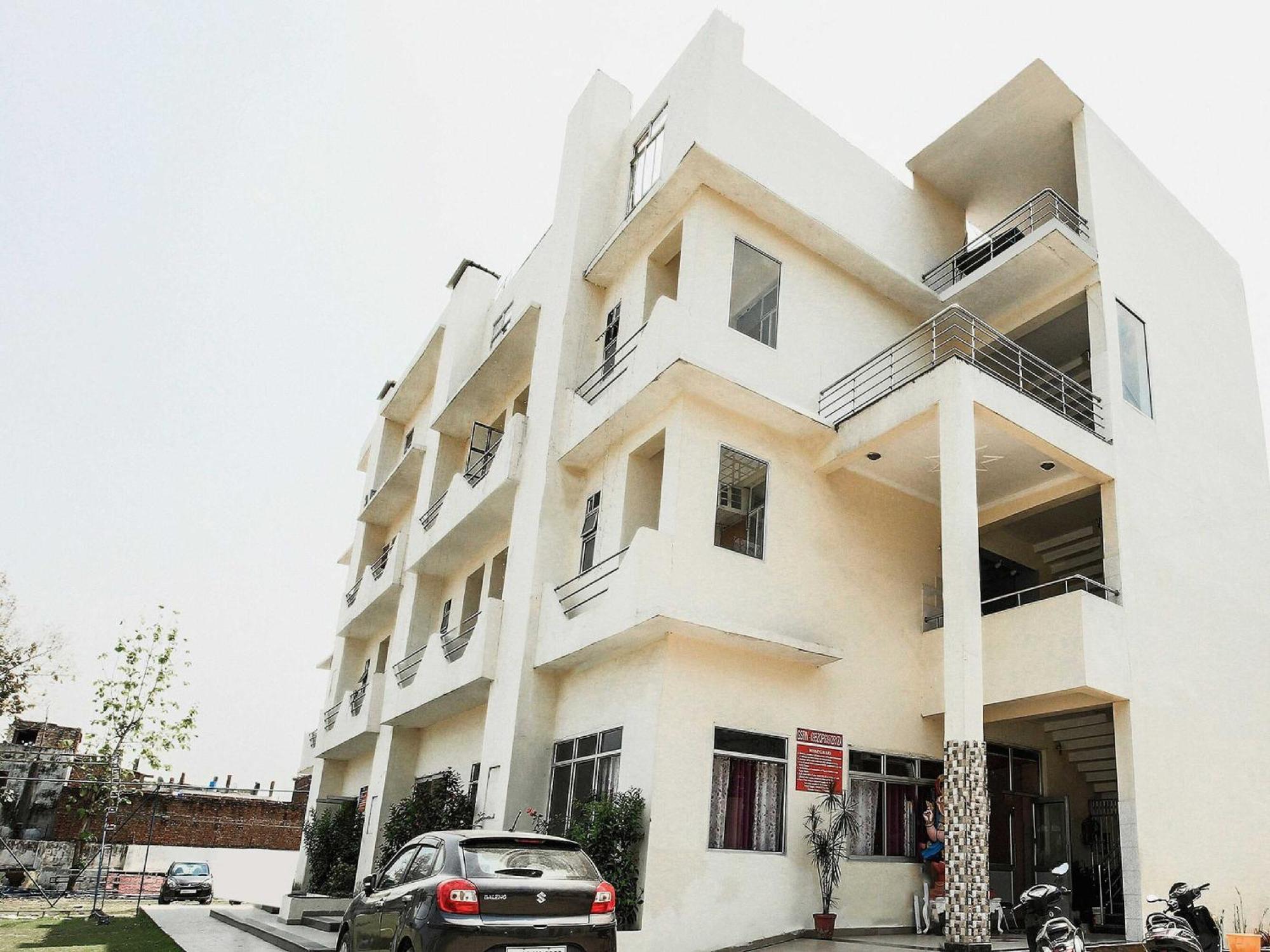 Oyo Flagship 37109 Mangalam Guest House Chinhat Εξωτερικό φωτογραφία